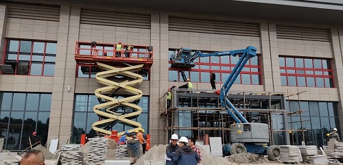 重庆租赁高空车要注意哪些问题